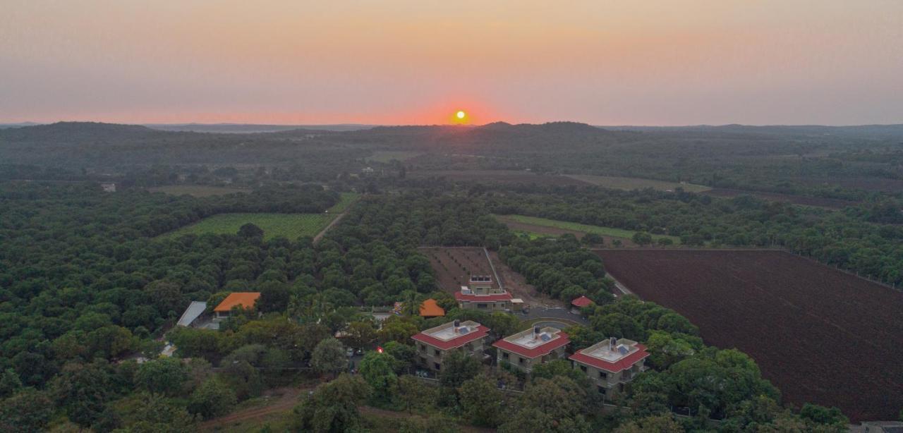 Hotel Sterling Gir Talala Esterno foto