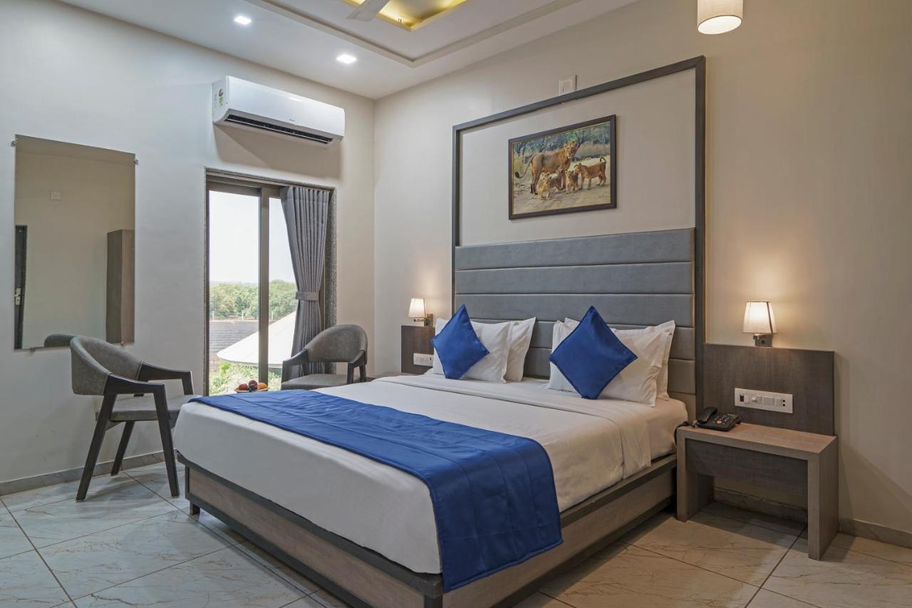 Hotel Sterling Gir Talala Esterno foto